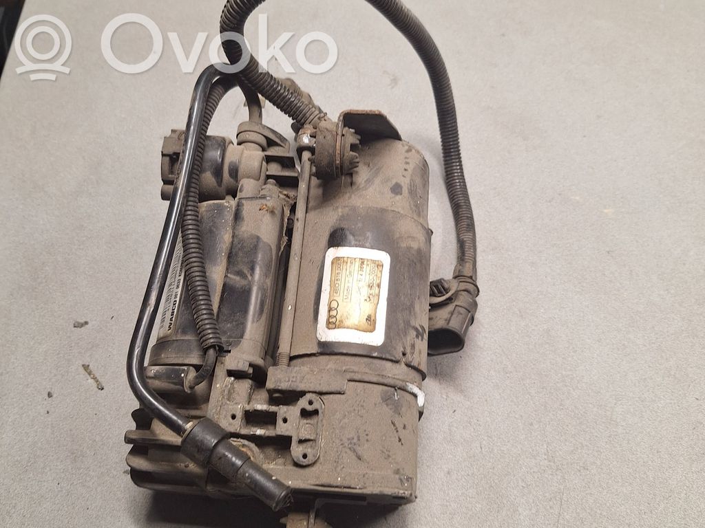 Audi A8 S8 D3 4E Air suspension compressor/pump 