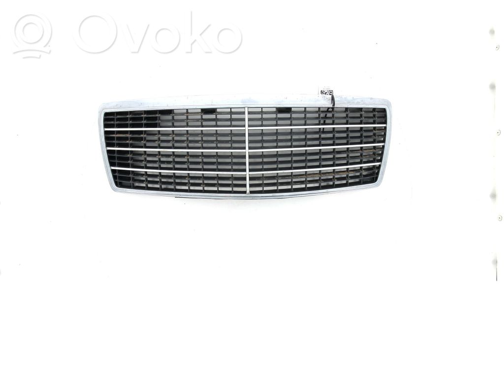 Maskownica / Grill / Atrapa górna chłodnicy   1408800783,J03045C