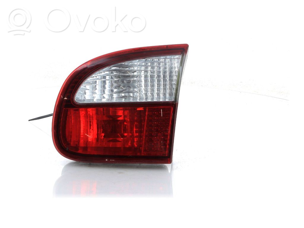 Daewoo Lanos Aizmugurējais lukturis pārsegā 