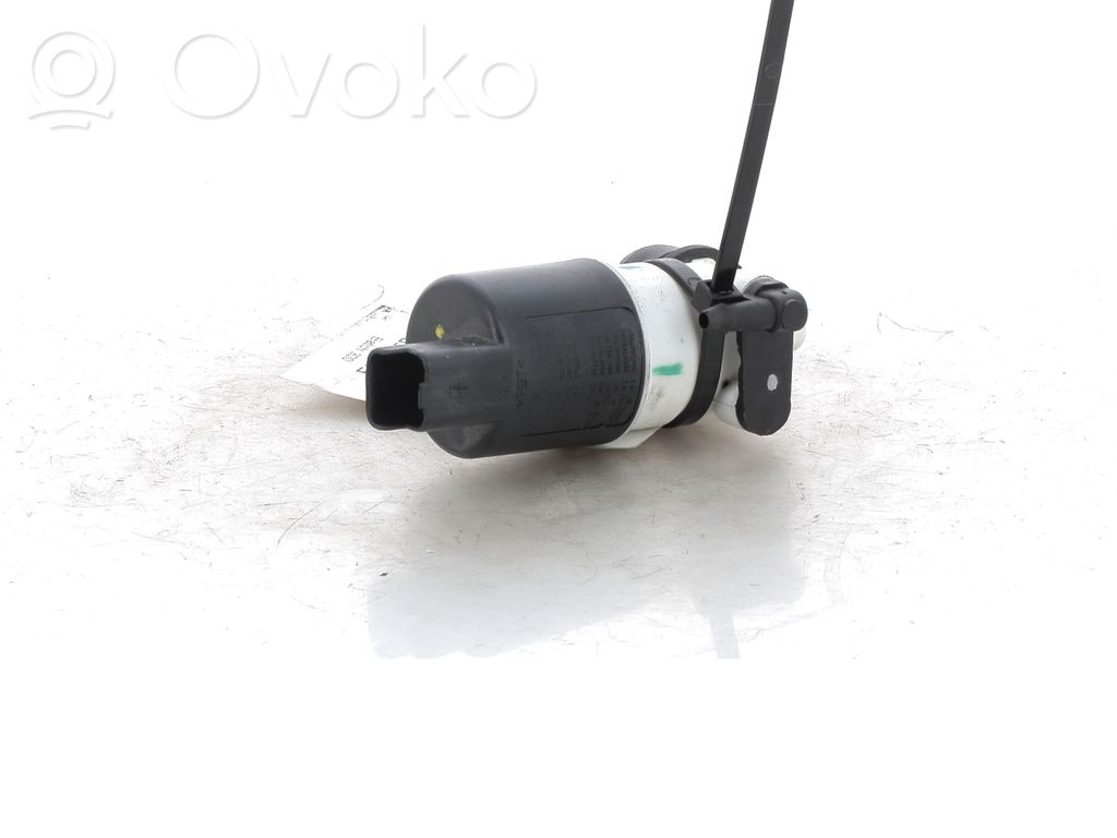 Fiat Doblo III Windscreen/windshield washer pump 