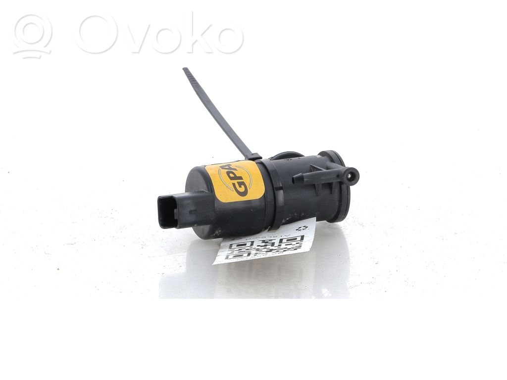 Citroen C4 III e-C4 Windscreen/windshield washer pump 