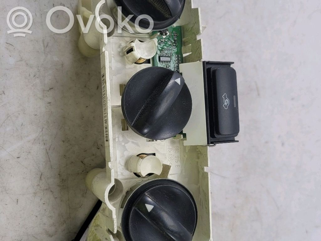 Toyota Corolla E120 E130 Climate control unit 