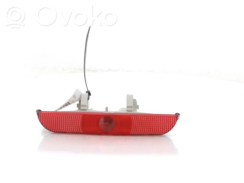 Mazda 3 I Third/center stoplight 