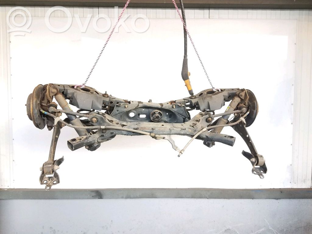 Toyota RAV 4 (XA40) Eje trasero 