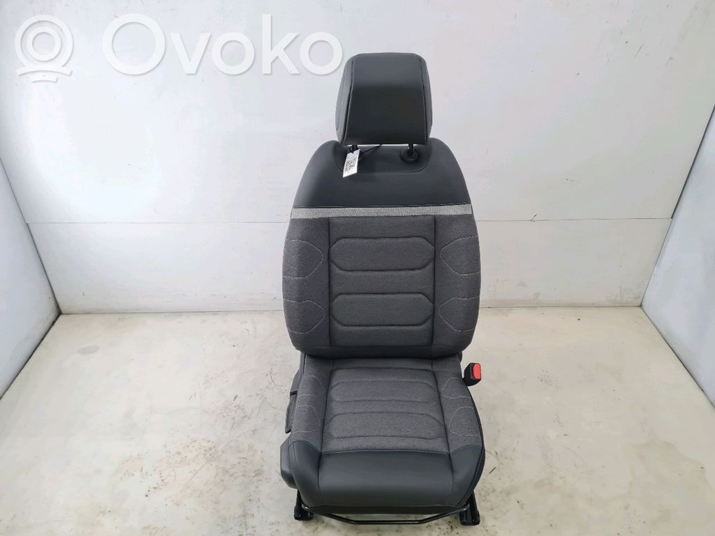Citroen C4 III e-C4 Etumatkustajan istuin 
