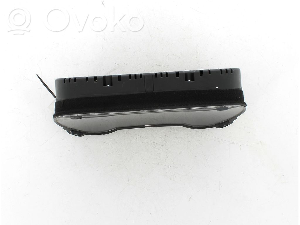 Audi A1 Spidometrs (instrumentu panelī) 