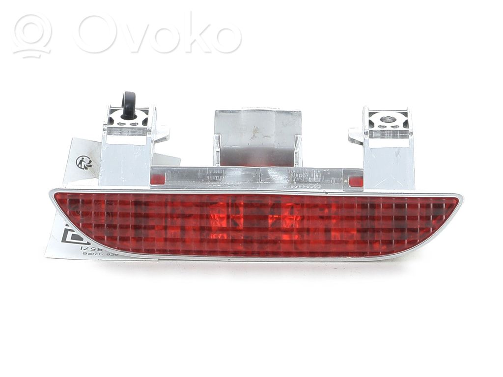 Dacia Spring Third/center stoplight 