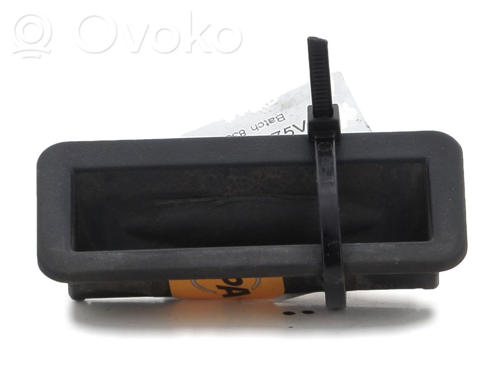 Ford Focus Loading door exterior handle 