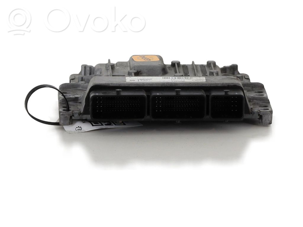 Dacia Duster Engine control unit/module 