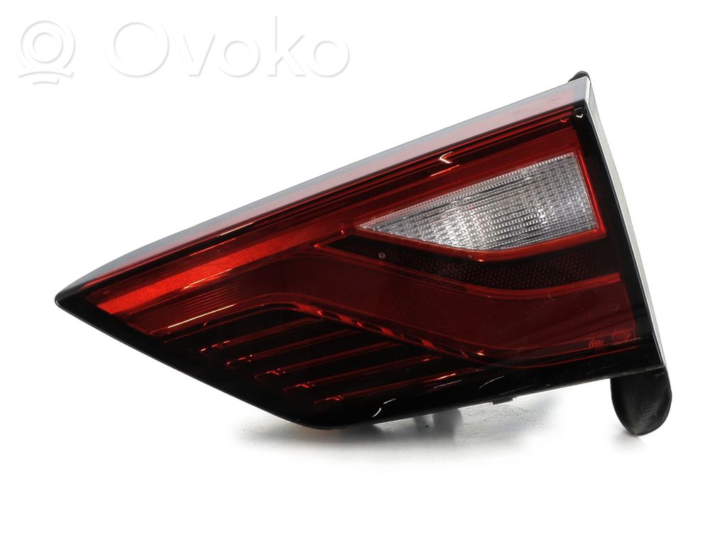 MG ZS Takaluukun takavalot 