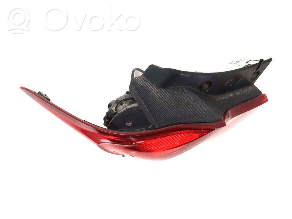 Ford Ka Galinis žibintas kėbule 