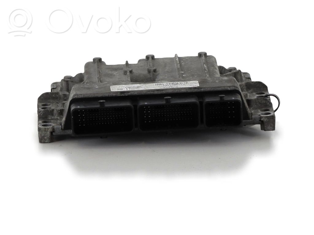 Dacia Duster Engine control unit/module 