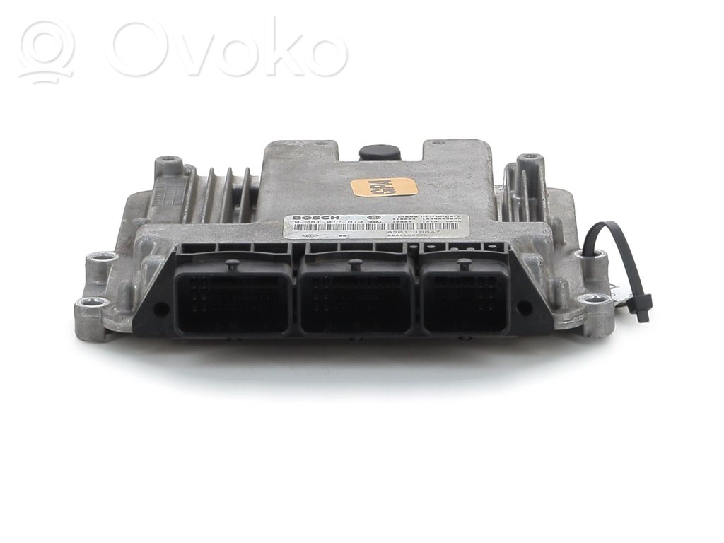 Sterownik / Moduł ECU   8201119647,Q13939R