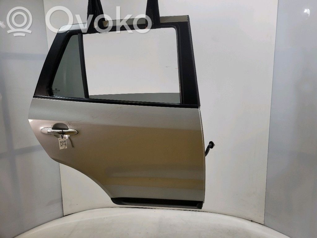 Puerta trasera   770042B030,T06620N