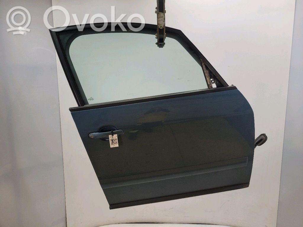 Puerta delantera   8Z0831052A,Z15990N