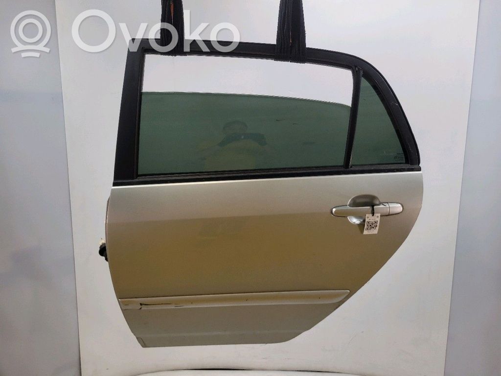 Toyota Corolla E120 E130 Puerta trasera 