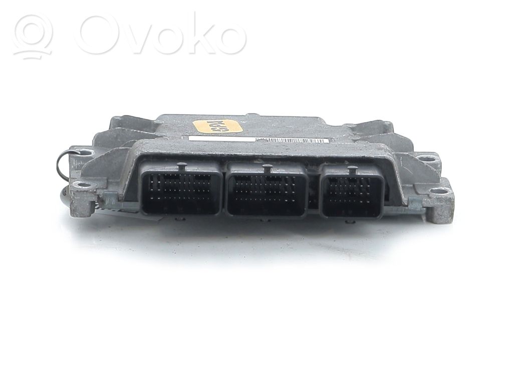 Engine control unit/module   237D40207R,M16640V