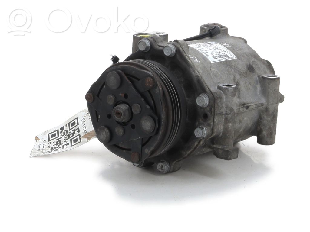 Suzuki Swift I Air conditioning (A/C) compressor (pump) 