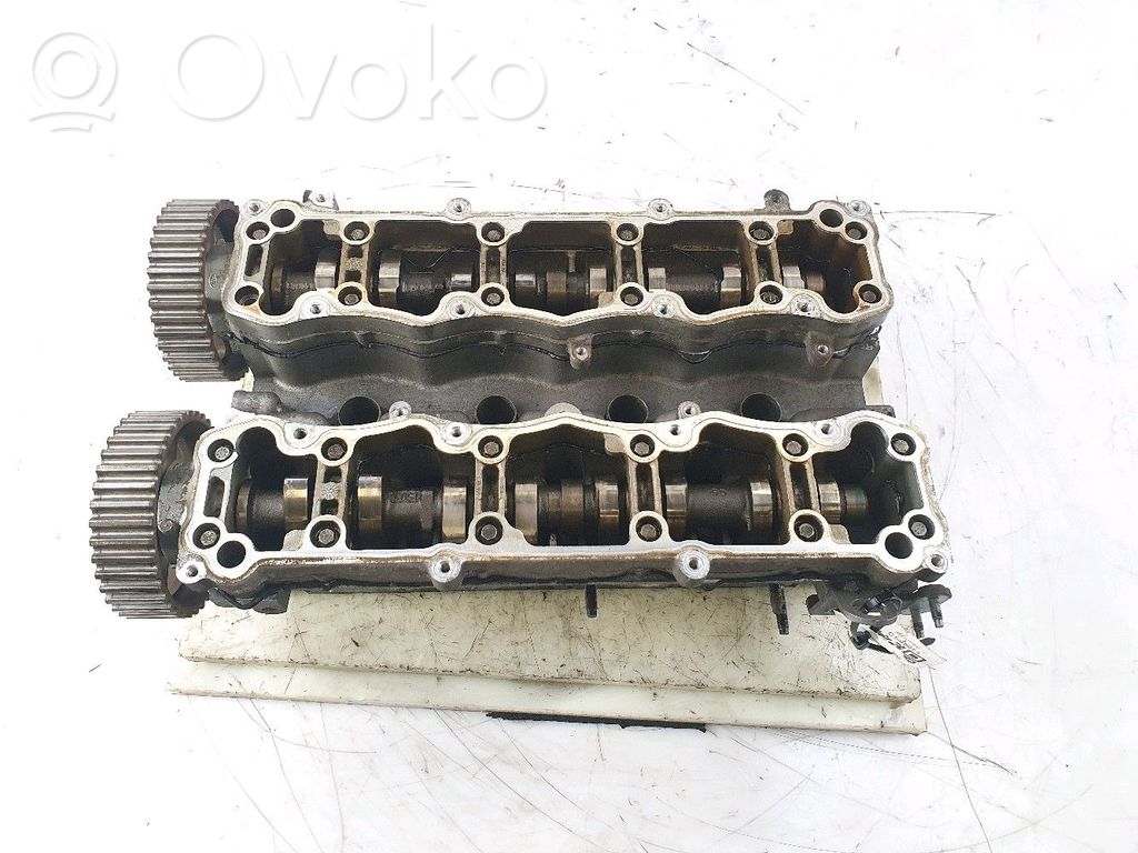 Peugeot 207 Engine head 