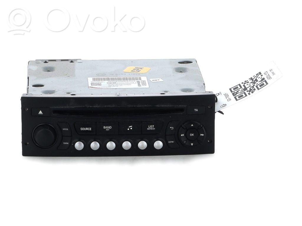 Panel / Radioodtwarzacz CD/DVD/GPS   16112066XT,G07826F