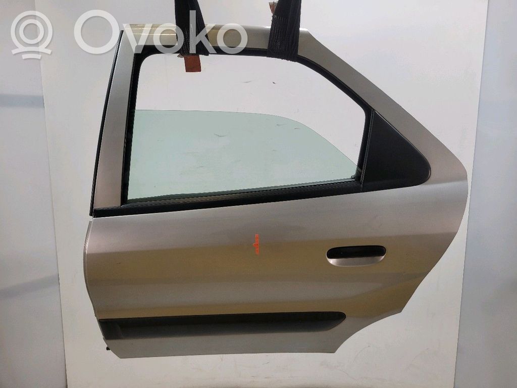 Puerta trasera   9006A2,Z09881V