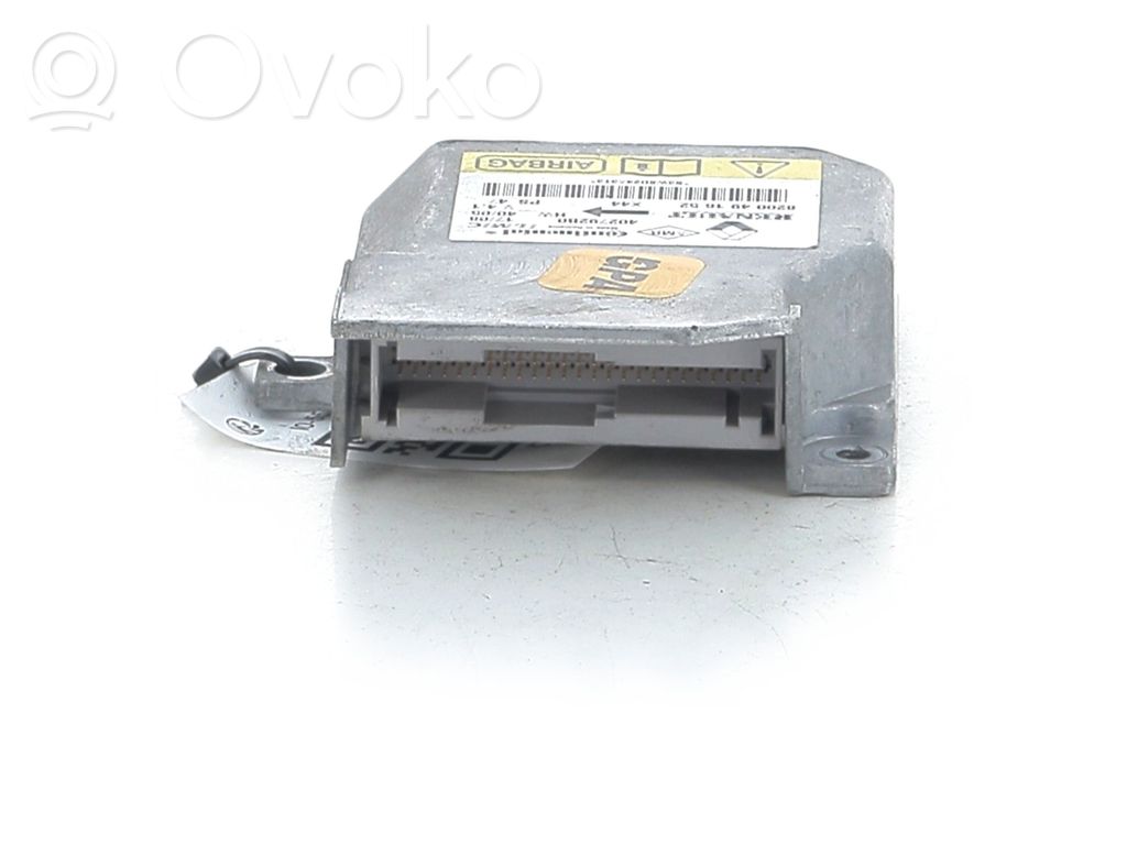Renault Twingo II Airbag control unit/module 