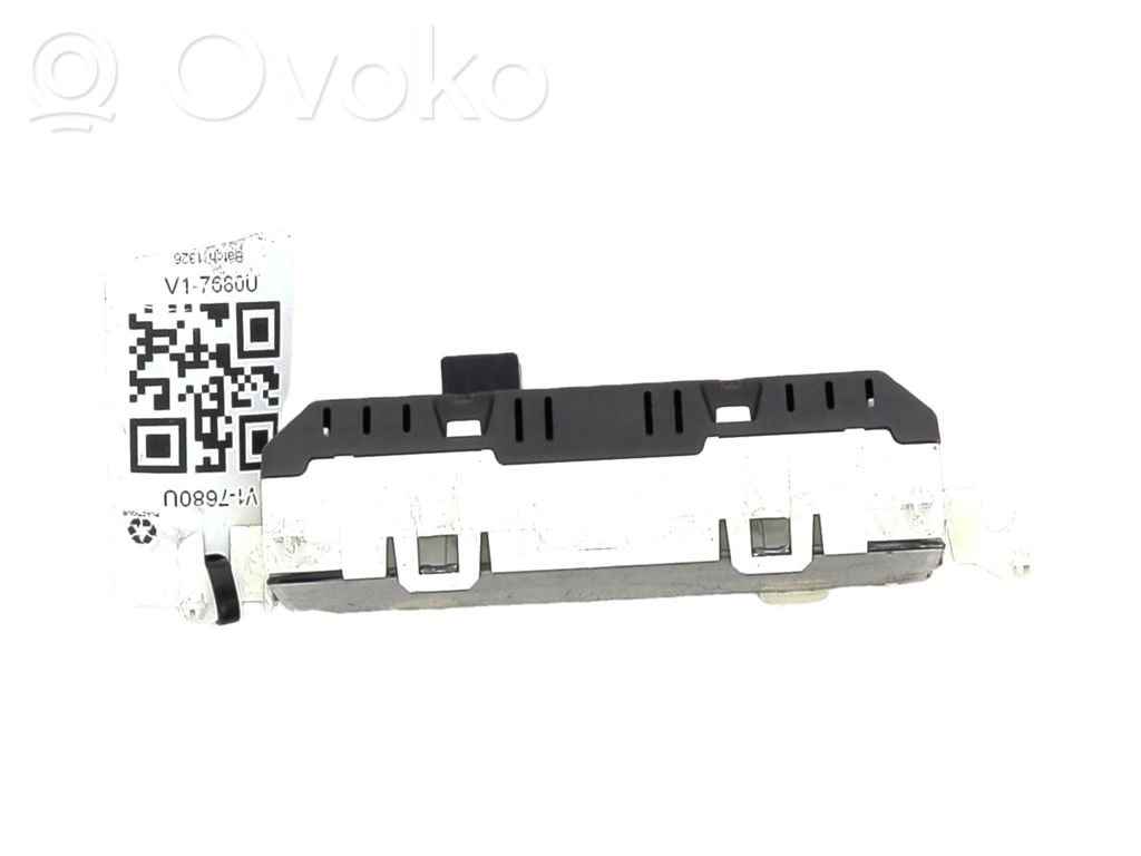 Screen/display/small screen   2025283,V17680U