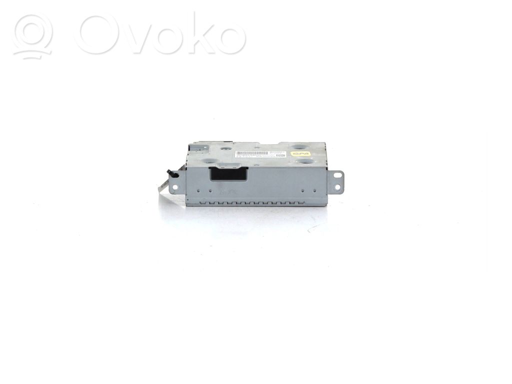 Opel Vivaro Panel / Radioodtwarzacz CD/DVD/GPS 
