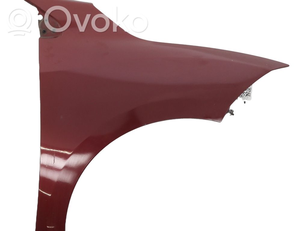 Błotnik przedni   631005149R,R15980E