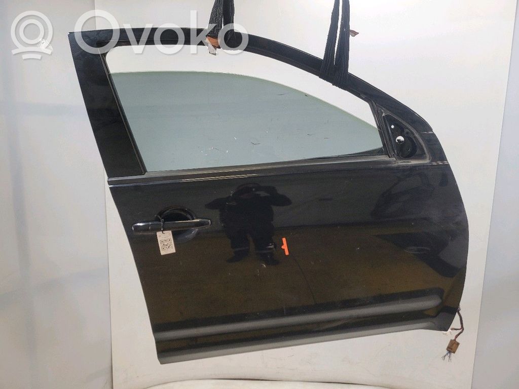 Puerta delantera   9004EG,T15921Z