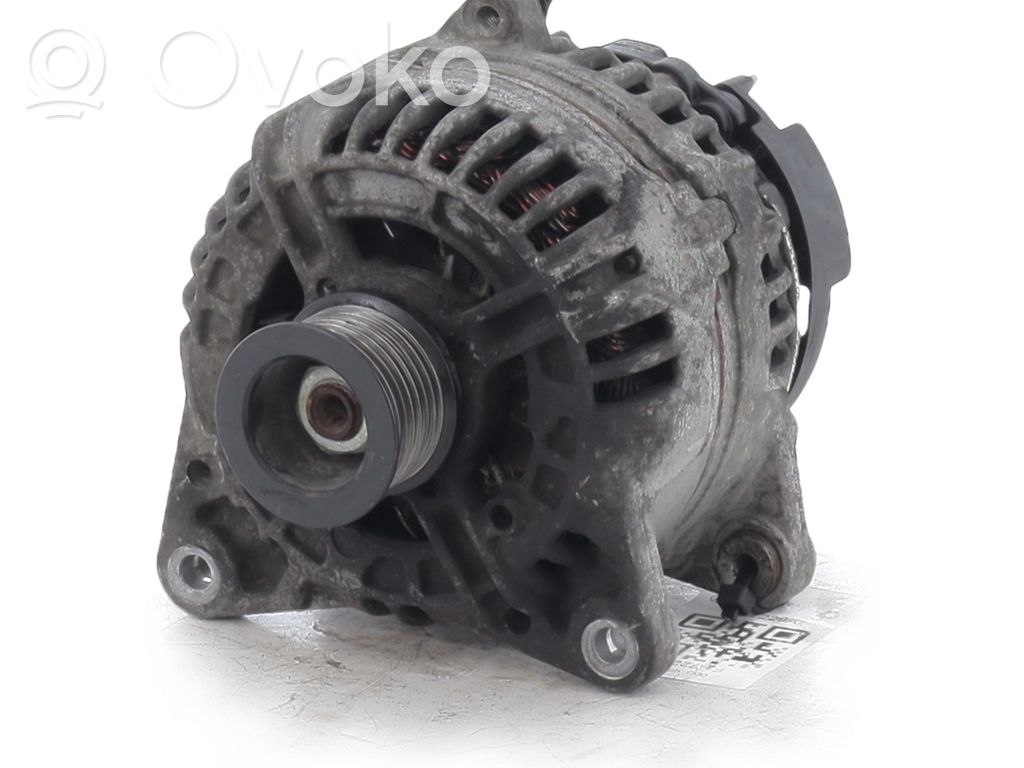 Renault Master II Generatore/alternatore 
