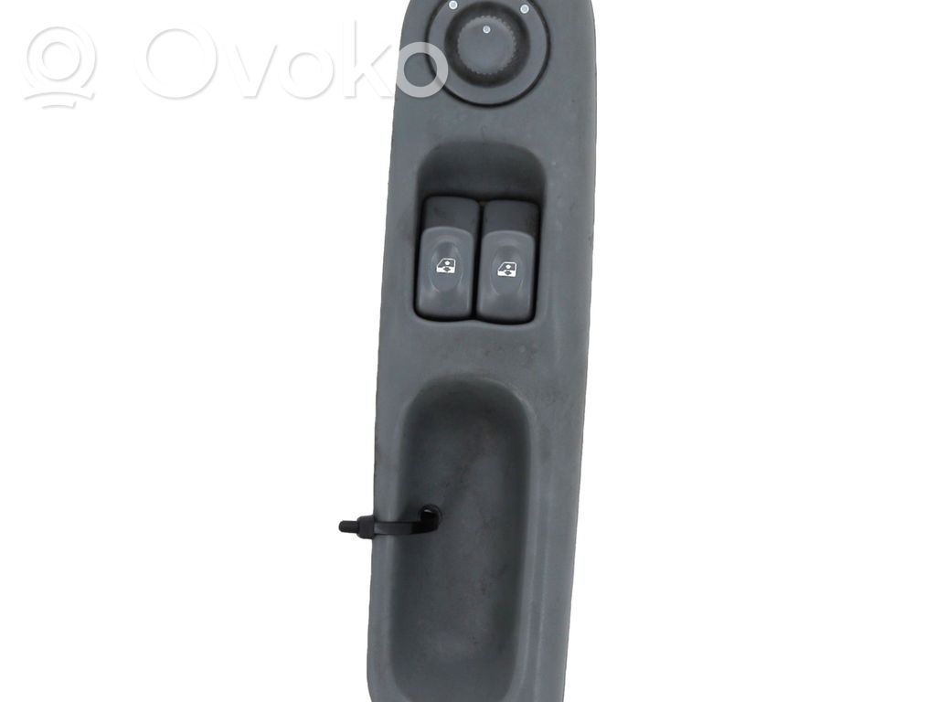 Renault Twingo I Comutator comandă geamuri electrice 