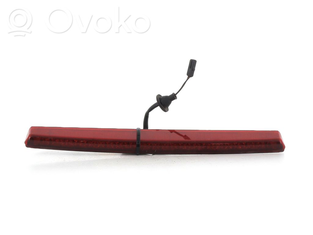 Volkswagen Scirocco Third/center stoplight 