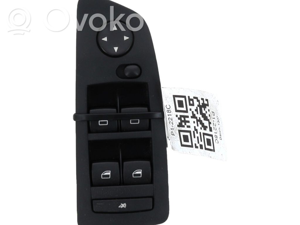 BMW 1 E82 E88 Electric window control switch 