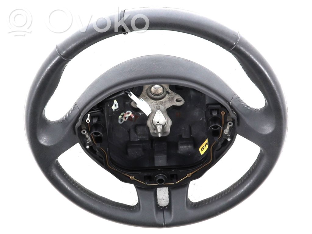 Renault Clio III Ohjauspyörä 