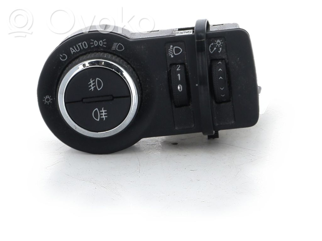 Opel Insignia A Light switch 