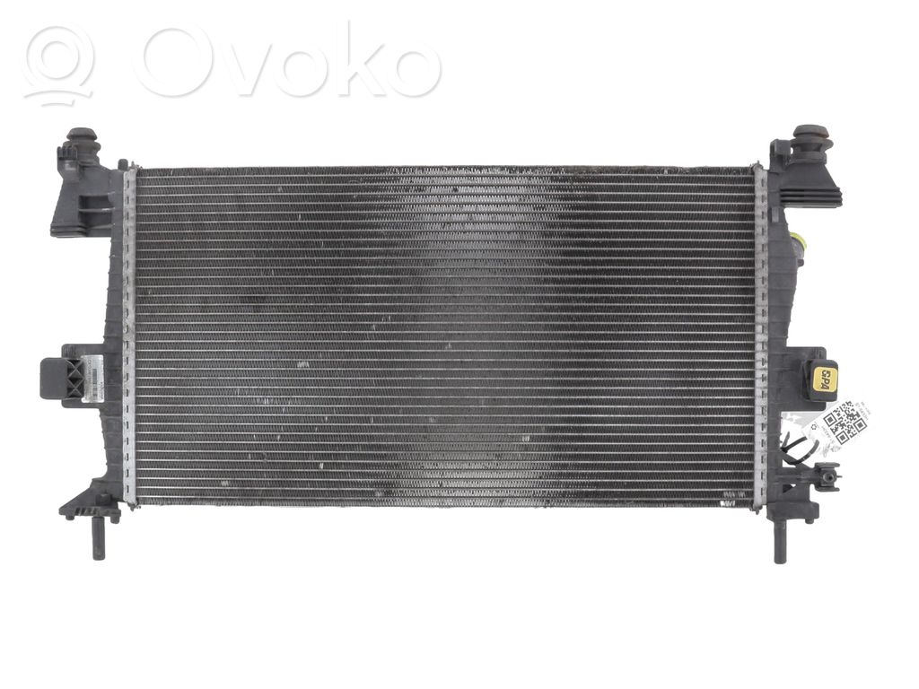 Ford C-MAX II Aušinimo skysčio radiatorius 