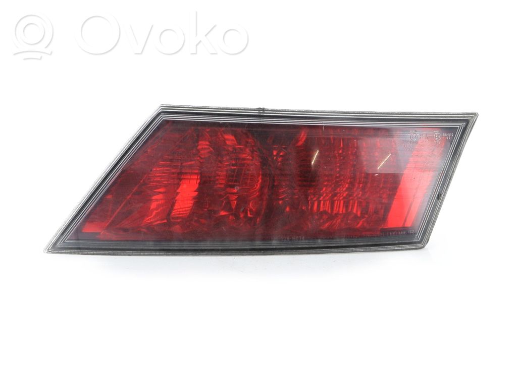 Honda Civic Lampă spate în capacul portbagajului 