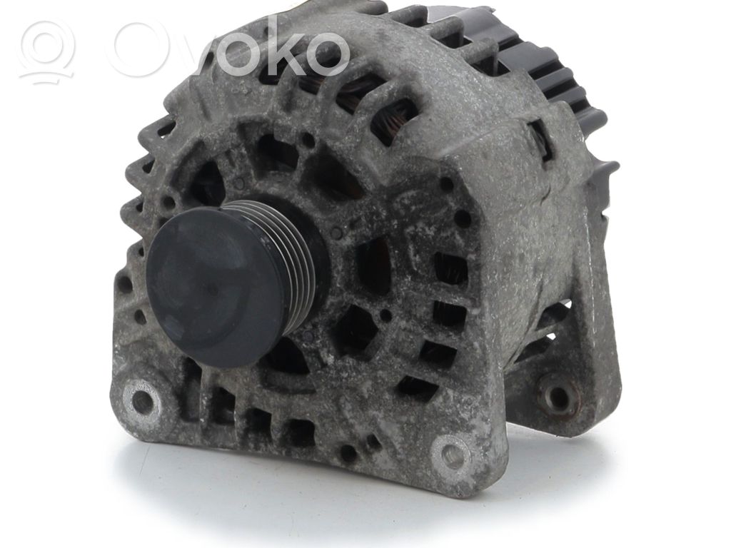 Renault Trafic II (X83) Generatore/alternatore 