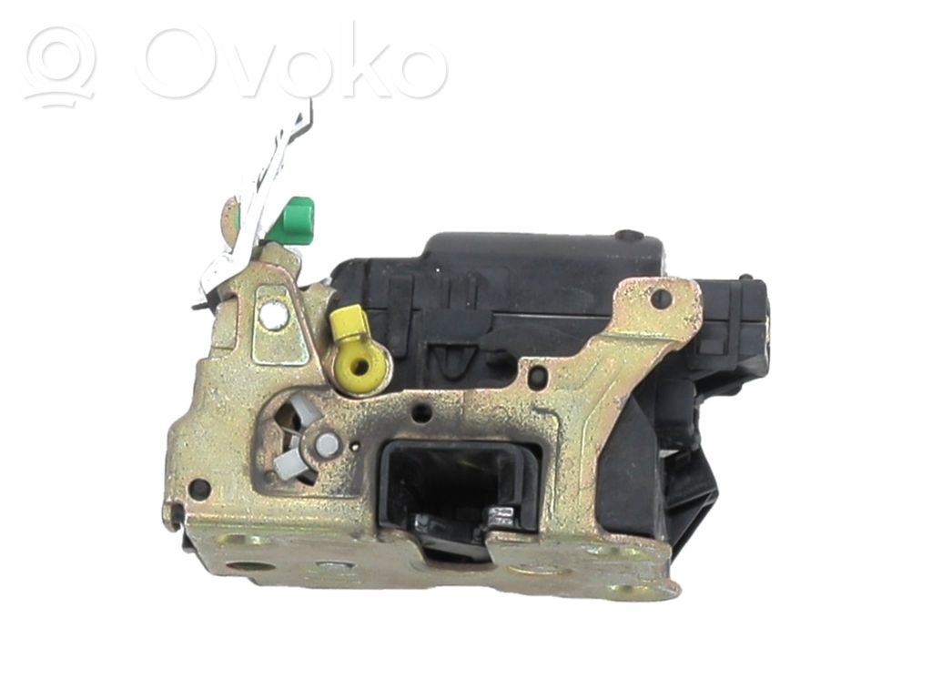 Zamek drzwi przednich   8200727508,R13844Q