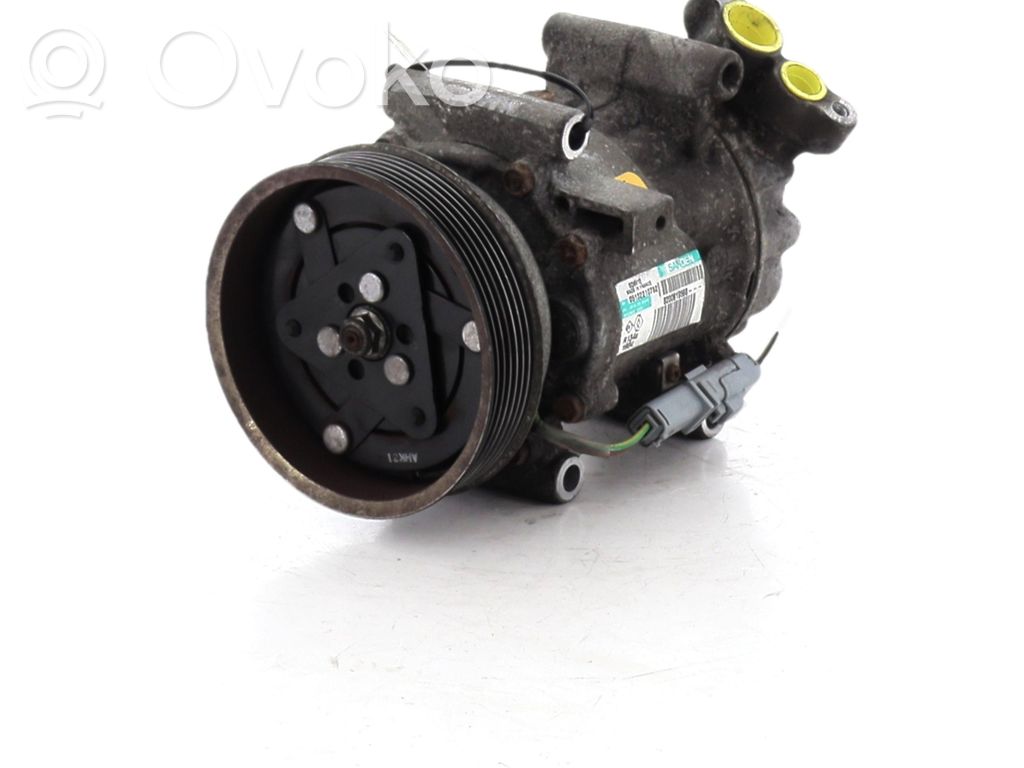 Renault Clio III Kompresor / Sprężarka klimatyzacji A/C 
