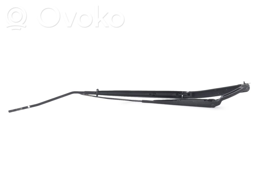 Ramię wycieraczki szyby przedniej / czołowej   288816122R,C16351U