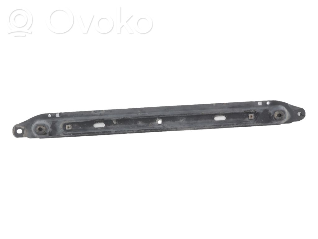 Citroen C4 I Traverse inférieur support de radiateur
