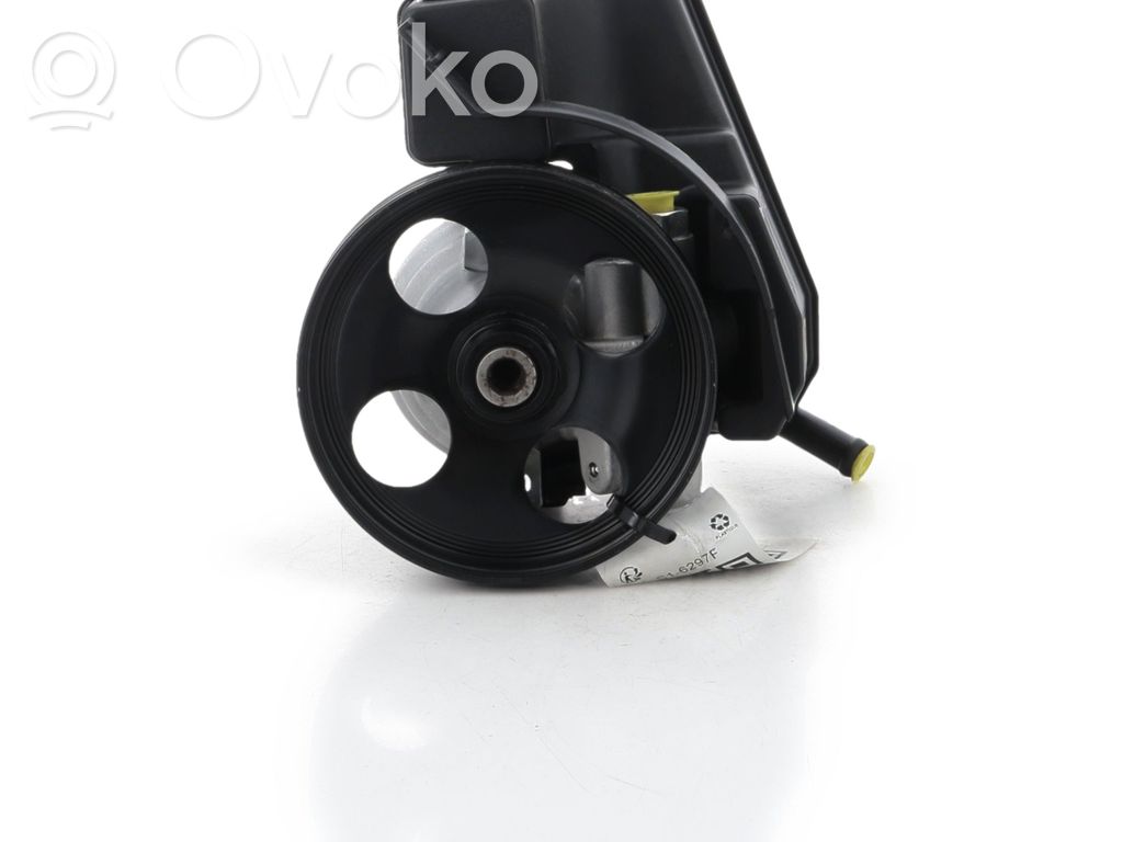 Ohjaustehostimen pumppu   4007XF,S16297F