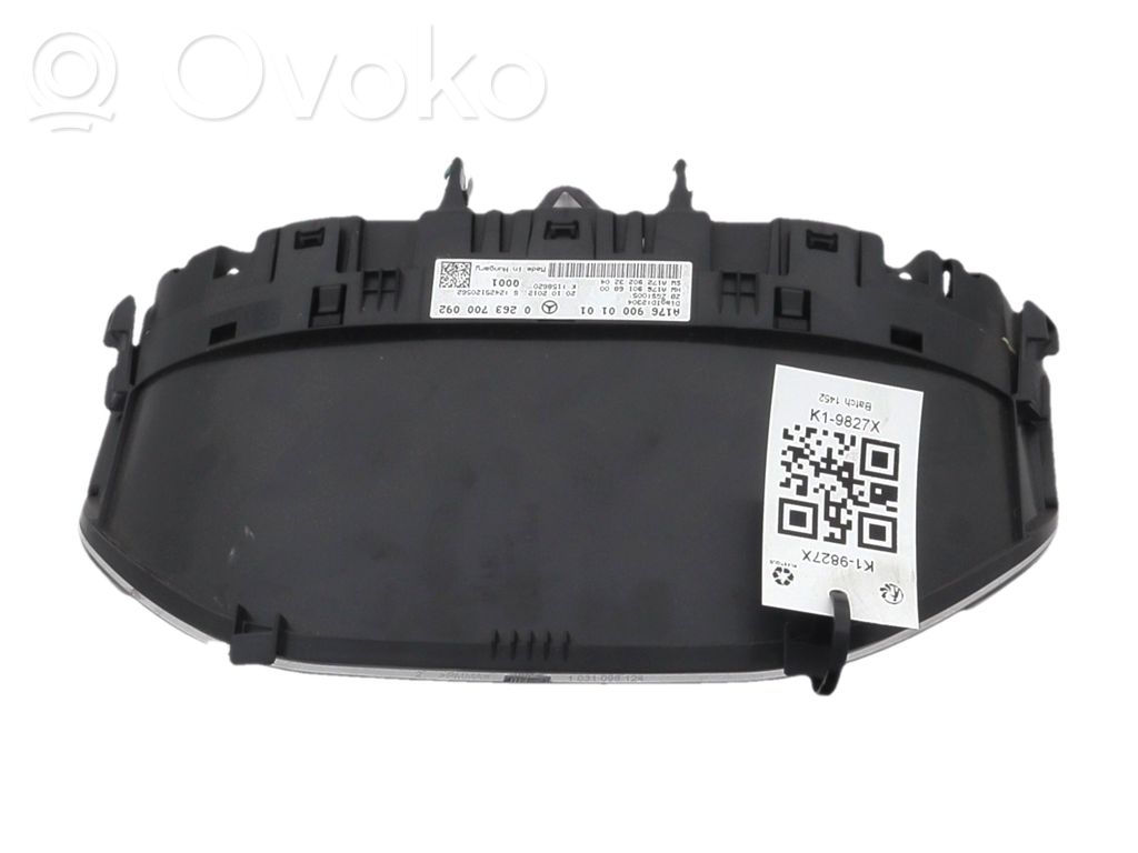 Mercedes-Benz A W176 Tachimetro (quadro strumenti) 