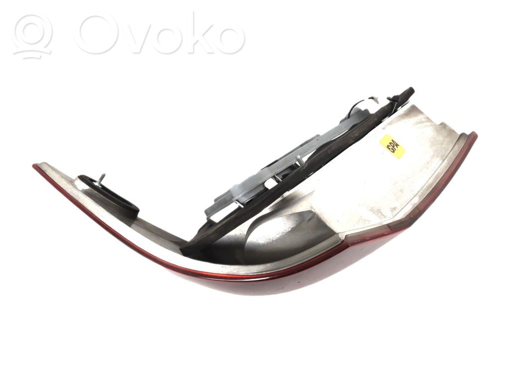 Mercedes-Benz C W203 Lampa tylna 
