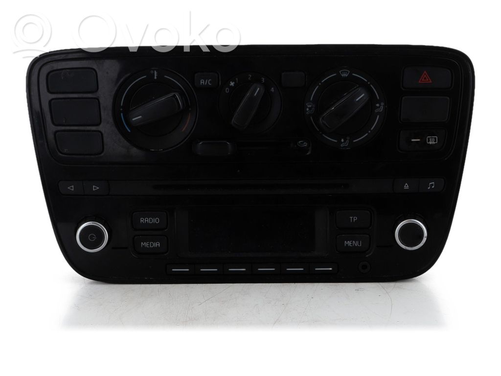 Volkswagen Up Panel / Radioodtwarzacz CD/DVD/GPS 