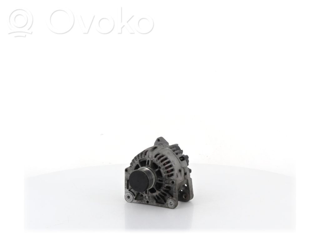 Renault Clio III Generator/alternator 