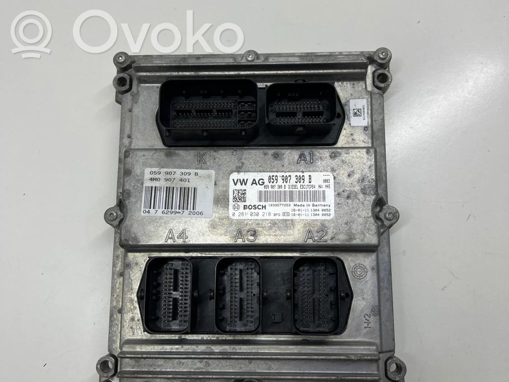 Audi Q7 4M Engine control unit/module 