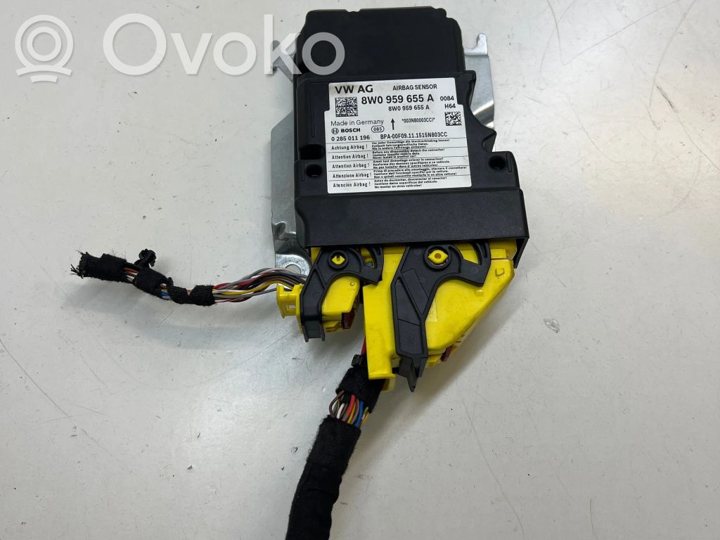 Audi A4 S4 B9 Airbag control unit/module 